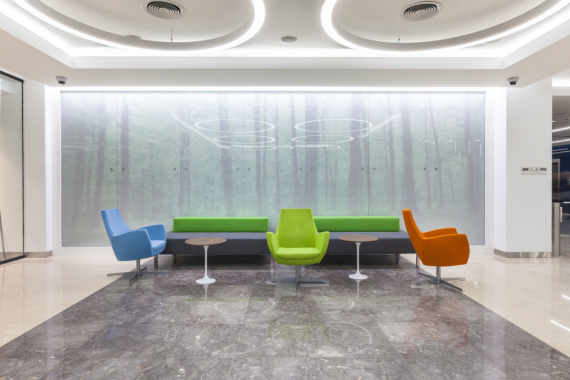 Фото Облицювання склом