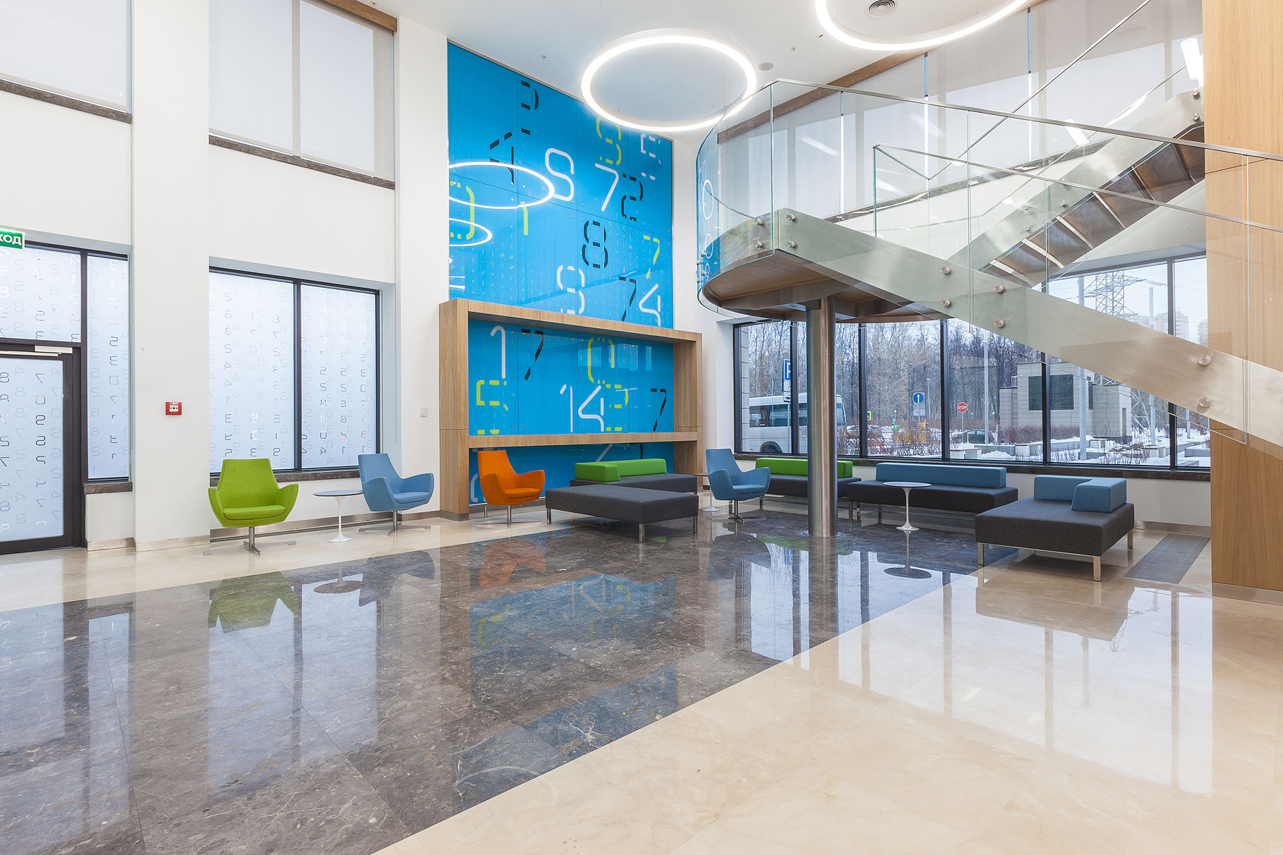 Фото Облицювання склом