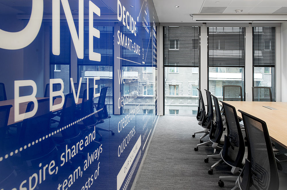 Фото Суцільноскляні перегородки NAYADA-Crystal