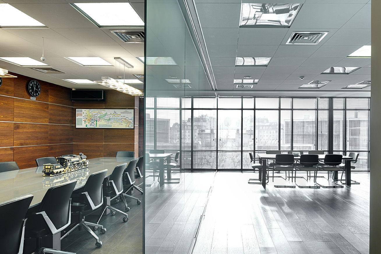 Фото Суцільноскляні перегородки NAYADA-Crystal