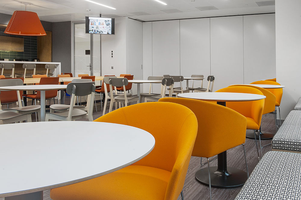 Фото Розсувні перегородки NAYADA Hufcor