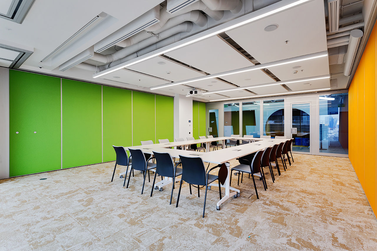 Фото Розсувні перегородки NAYADA Hufcor