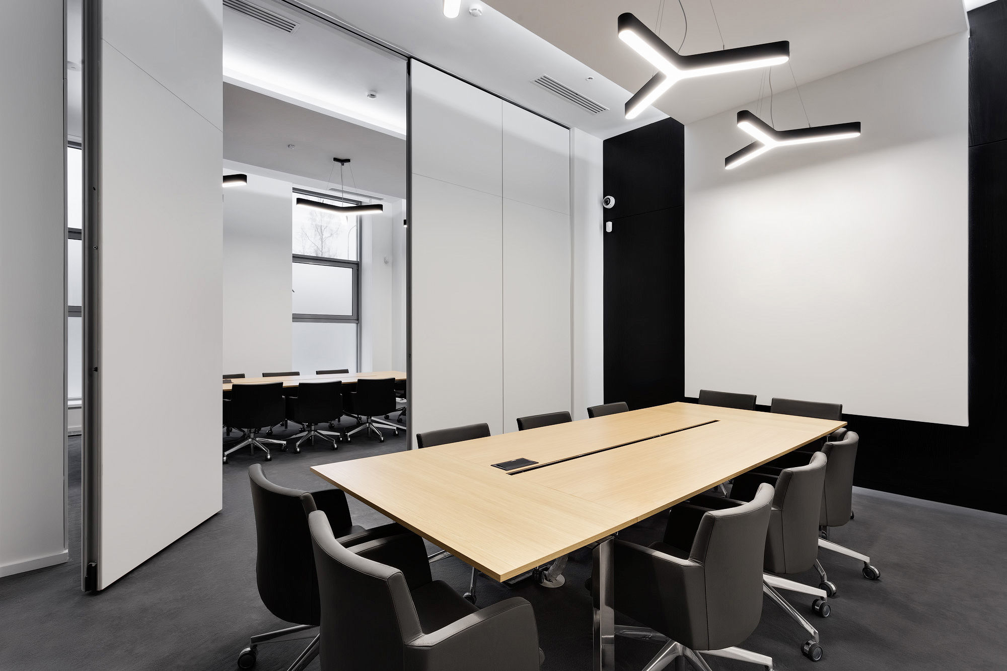 Фото Розсувні перегородки NAYADA Hufcor