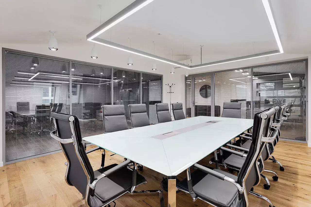 Фото Алюмінієві перегородки зі склом NAYADA-Standart