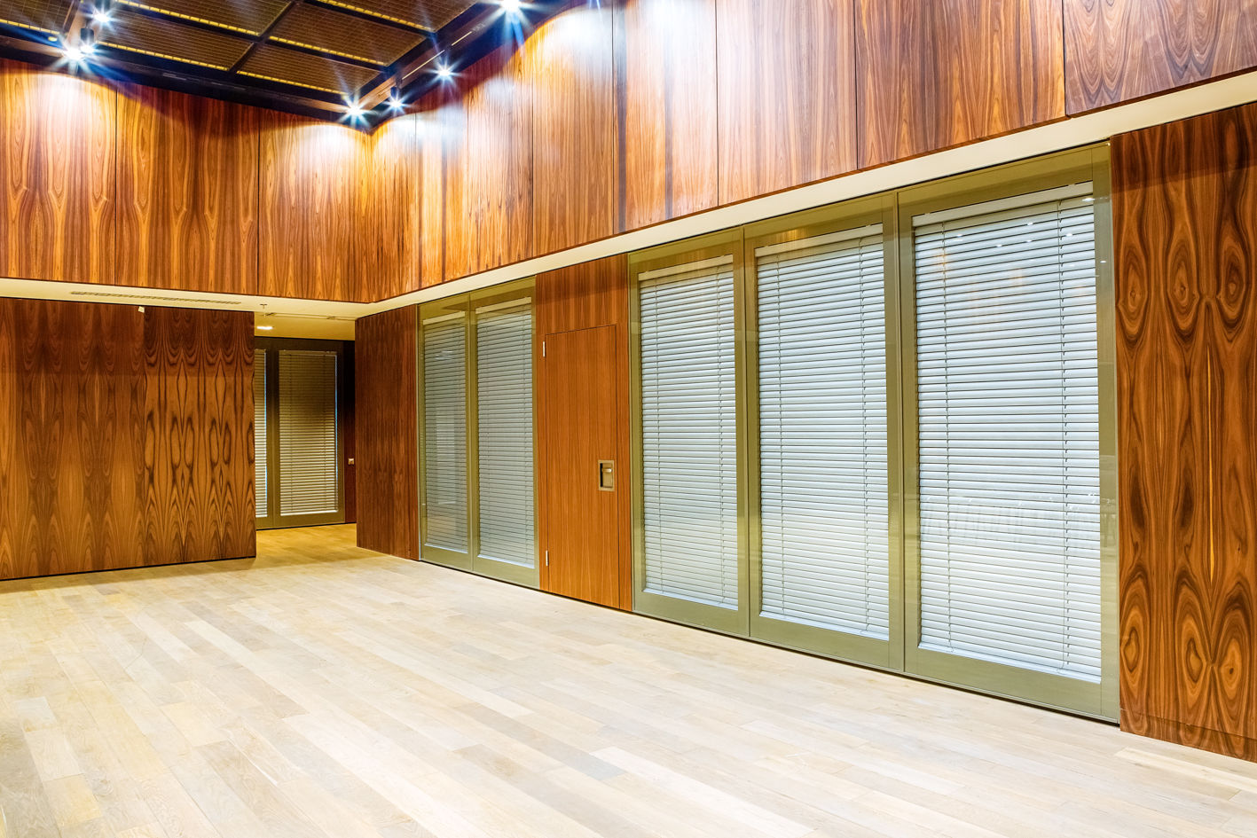 Фото Перегородки NAYADA Hufcor moVista