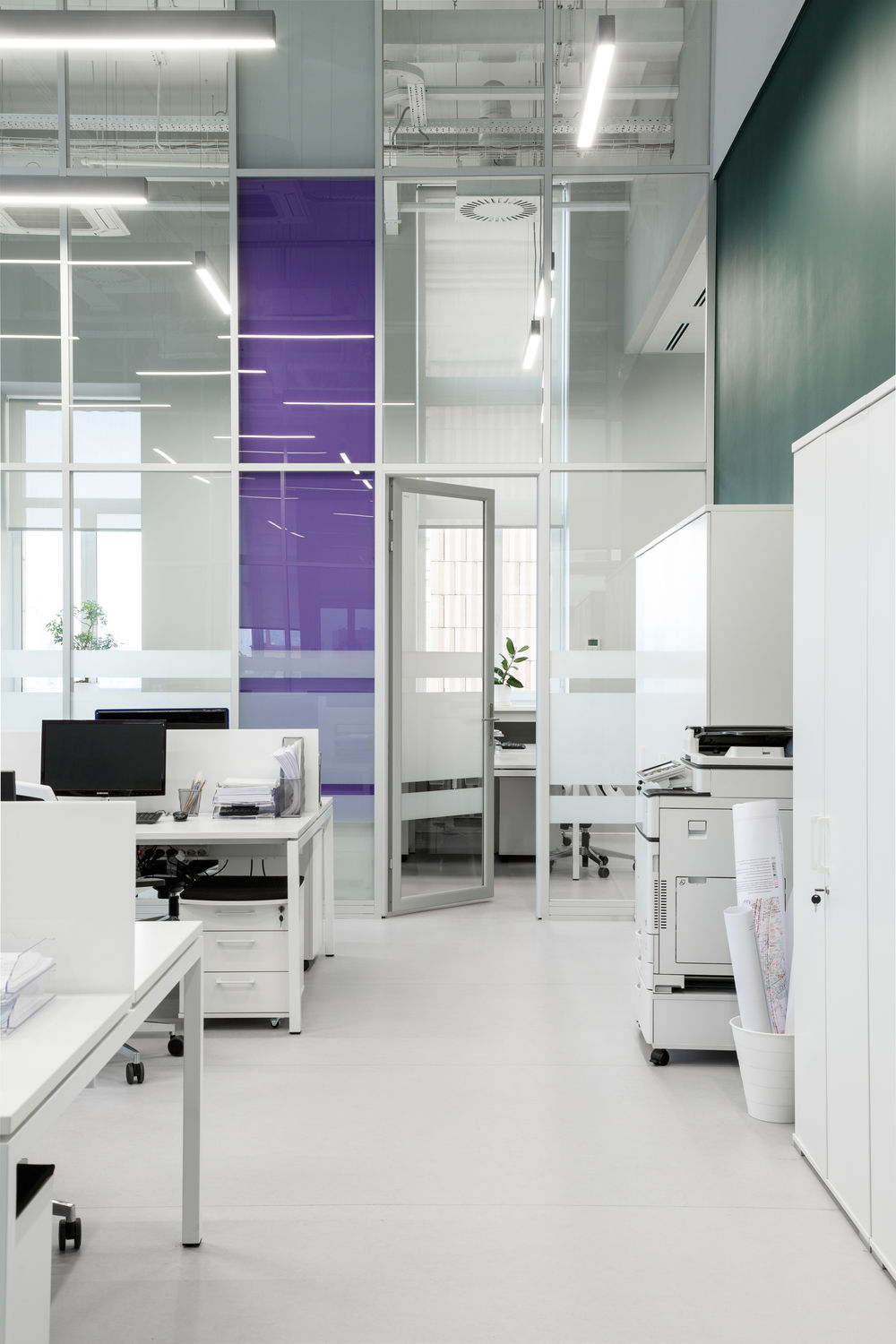 Фото Двері в алюмінієвій обв'язці