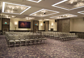 Компанія NAYADA взяла участь в оформленні конференц-залу готелю Radisson Blu .