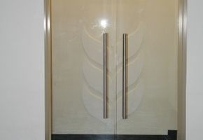 Двері в проекті Хлеб Инвестстрой