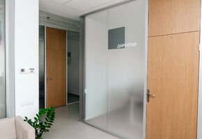 NAYADA-Twin в проекті Класичне оформлення офісного простору для дилера світових виробників сільгосптехніки.